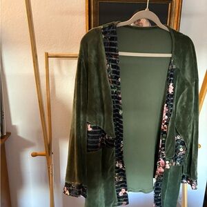 Green Velvet Open Cardigan with Floral Trim